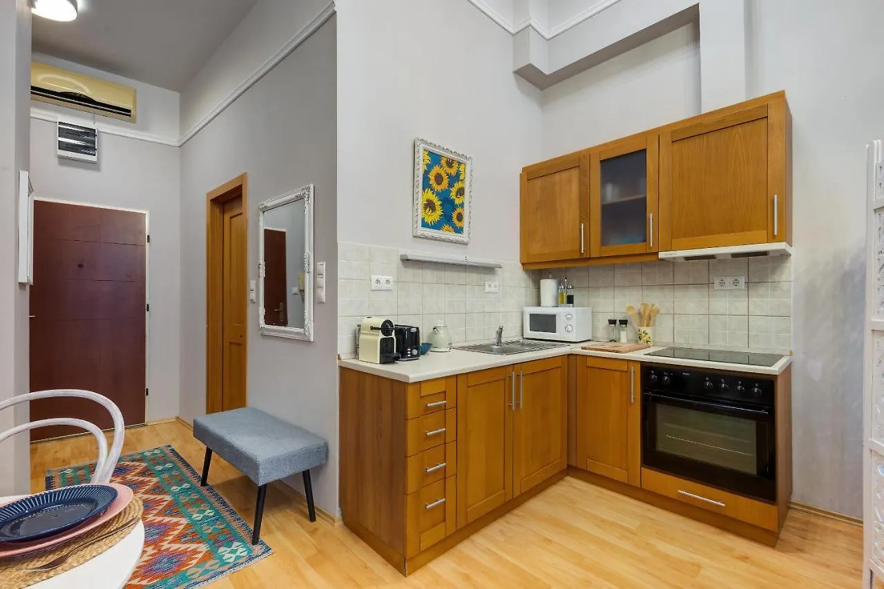Bohemian Studio In The City Centre Budapest 0*,  Hungary