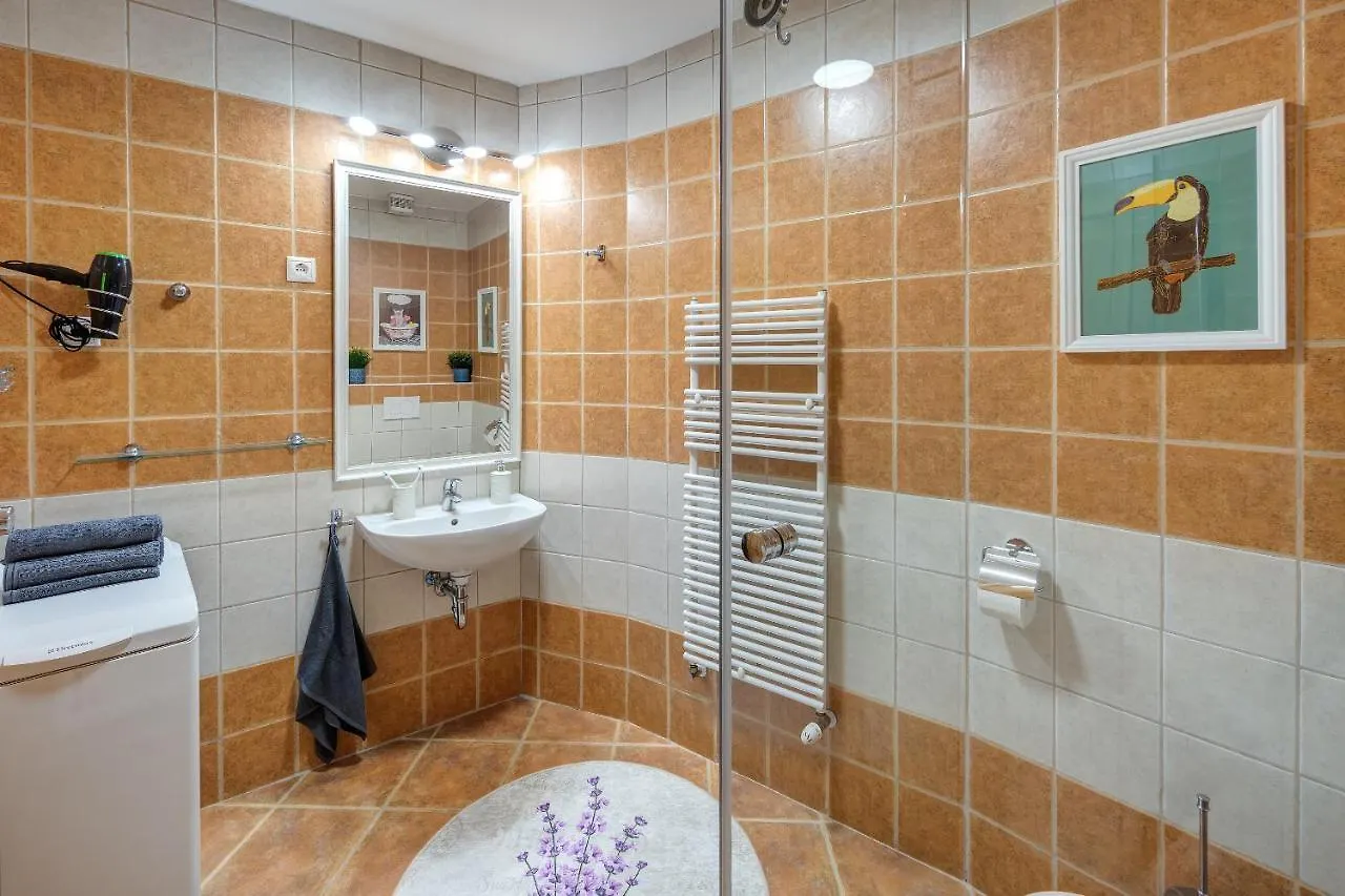 Bohemian Studio In The City Centre Budapest Apartment