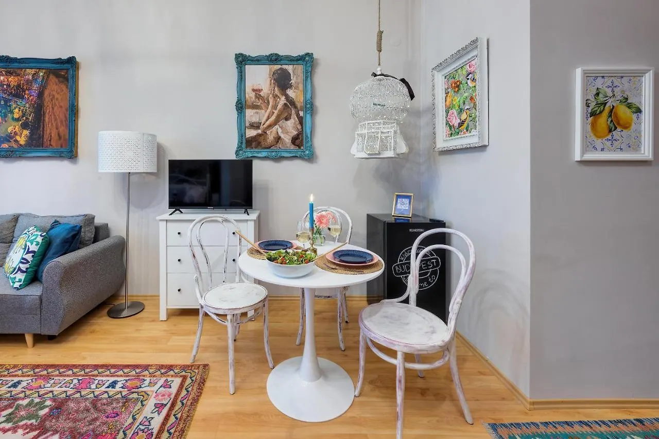 Apartment Bohemian Studio In The City Centre Budapest